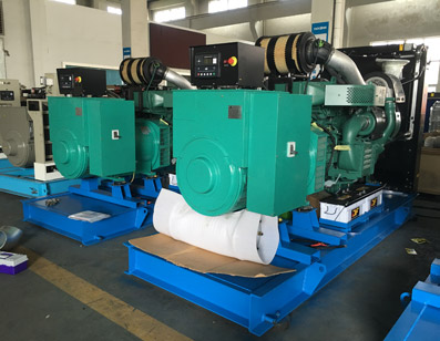 柴油發(fā)電機(jī)電壓調(diào)節(jié)器與設(shè)備穩(wěn)壓器一樣嗎？